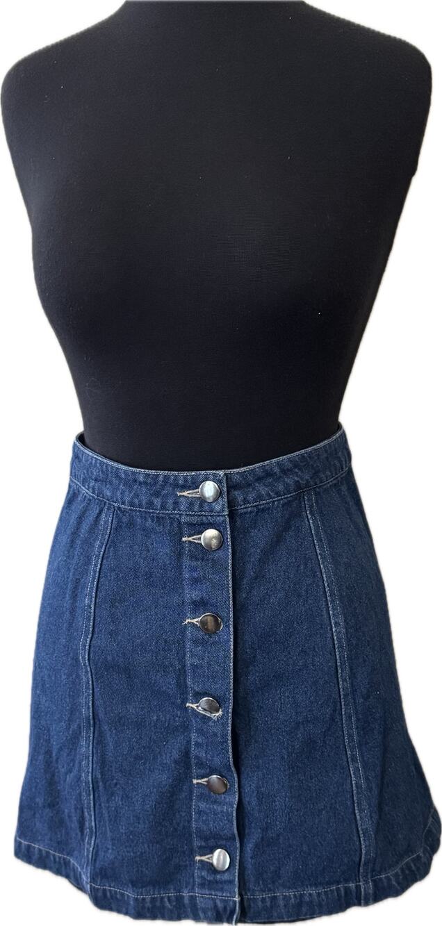 Timing denim skirt - size s